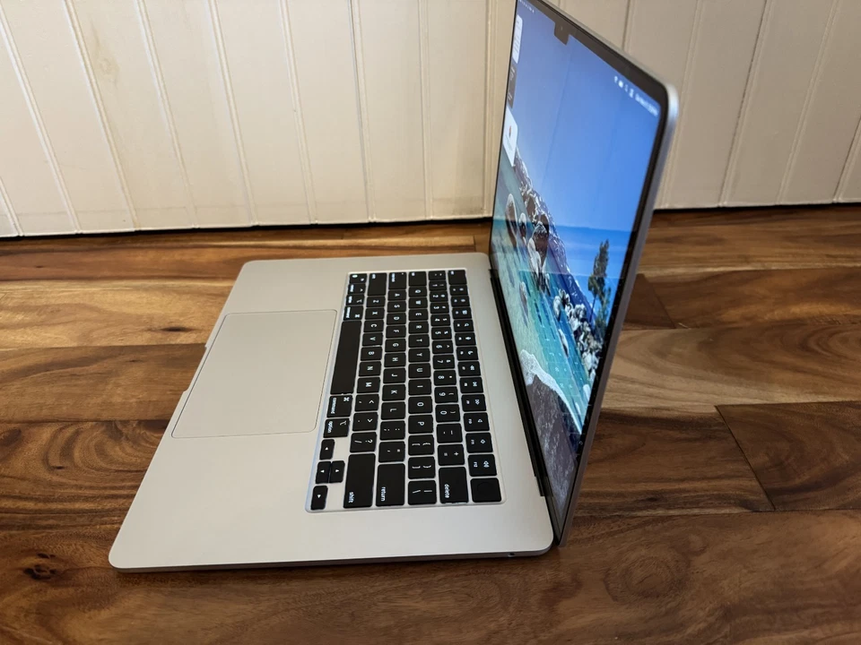 Apple MacBook Air 15” 2024 M3 10-Core GPU 16GB RAM 512GB SSD A3114 Silver -Tahoe - Image 4 of 4