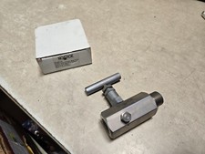 NoShock 704-MFC-P1, 1/2" National Pipe Thread (NPT), Male x Female, NOB