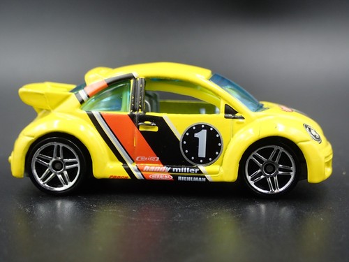1998-2011 VW Volkswagen Nuovo Beetle Bug Coppa 1:64 Diorama Scala Modellino Car - Foto 3 di 6