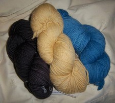 1 ply malabrigo worsted  single ply 100 merino wool yarn  3.5 oz 210 yds