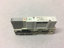 SMC SV2200-5FU SOLENOID AIR CONTROL VALVE ON MANIFOLD SEGMENT
