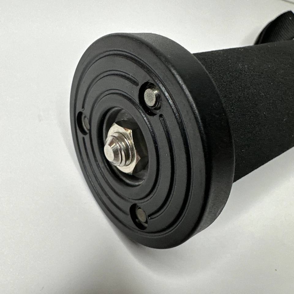 Benro A48TD Series 3 Aluminum Monopod with Point Locking Base- Max Load 39.68 lb - Image 3 of 4