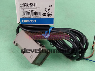 New One E3S-CR11 10-30VDC Omron Photoelectric Switch