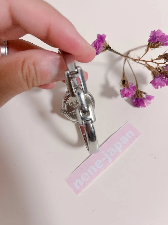 GUCCI 1400L Silver White Shell Dial QZ Women’s Bangle Watch working japan - Image 4 of 4