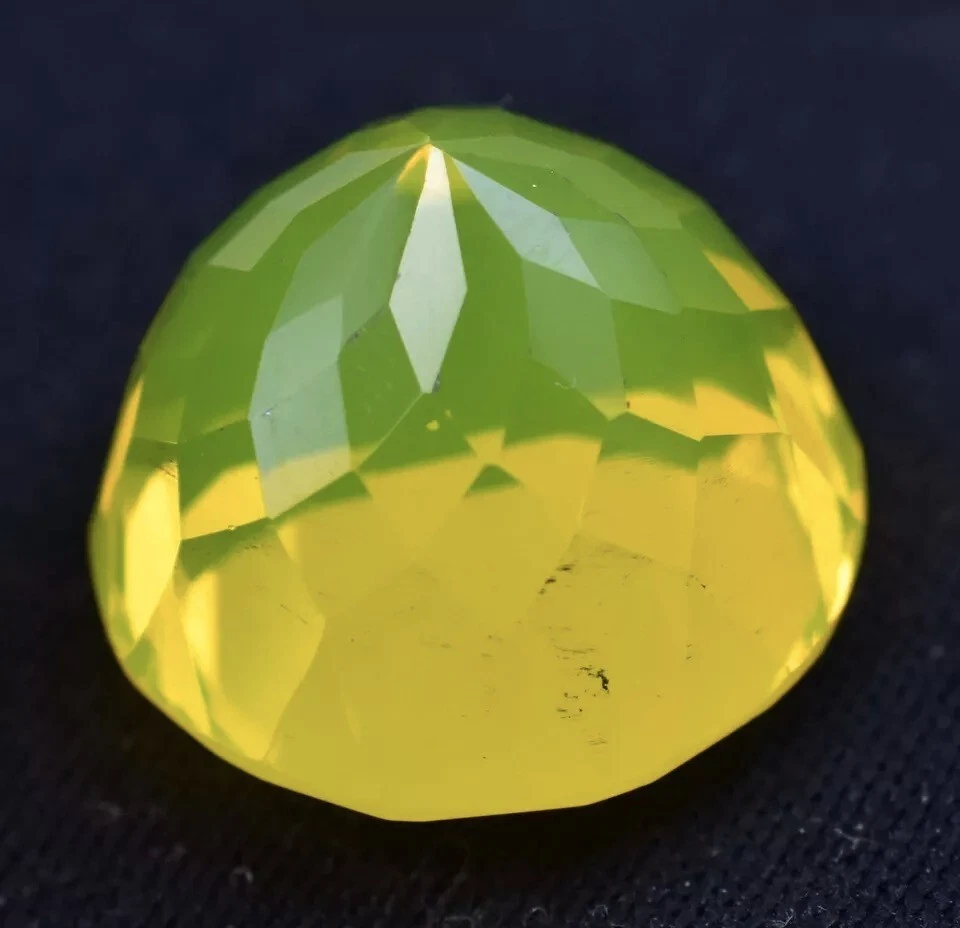 Piedra preciosa certificada ópalo Welo amarillo neón natural y púrpura-rosa 50,0 quilates sin tratar Foto 4 de 4