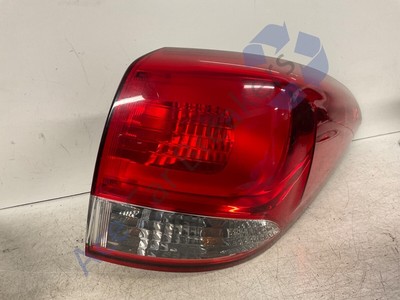 KIA Carens RP Mk3 13-16 Drivers Right Rear Light