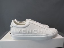 Givenchy Paris Urban Knots Street 