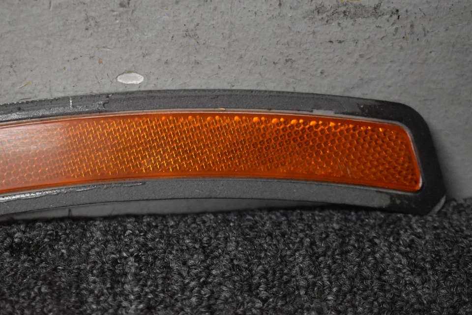 2019-2023 BMW 330I BASE LEFT REFLECTOR PANEL FACTORY OEM - Image 3 of 4