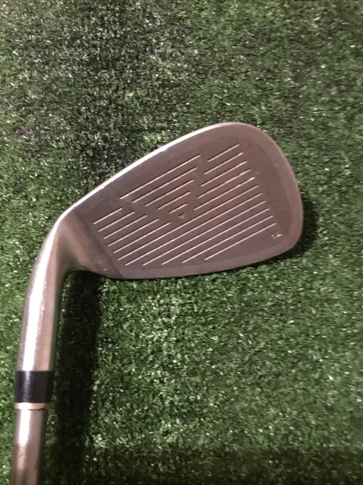 Питчинг-ведж Lynx Silver Cat 47* PW для пожилых людей с графитовой рукоятью - Изображение 2 из 4