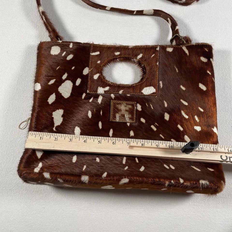 Bolsa de ombro tiracolo couro bovino cabelo Charlie marrom bambi EUA - Imagem 4 de 4
