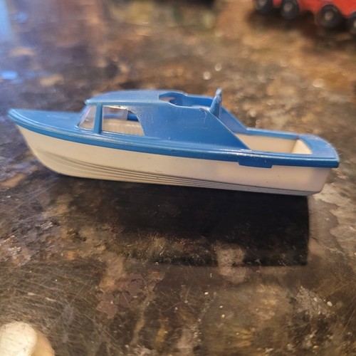 Vintage Matchbox Cabin Cruiser Boat 9 Mixer 21 Wreck 13 Zodiac 33 Lot - Picture 6 of 18