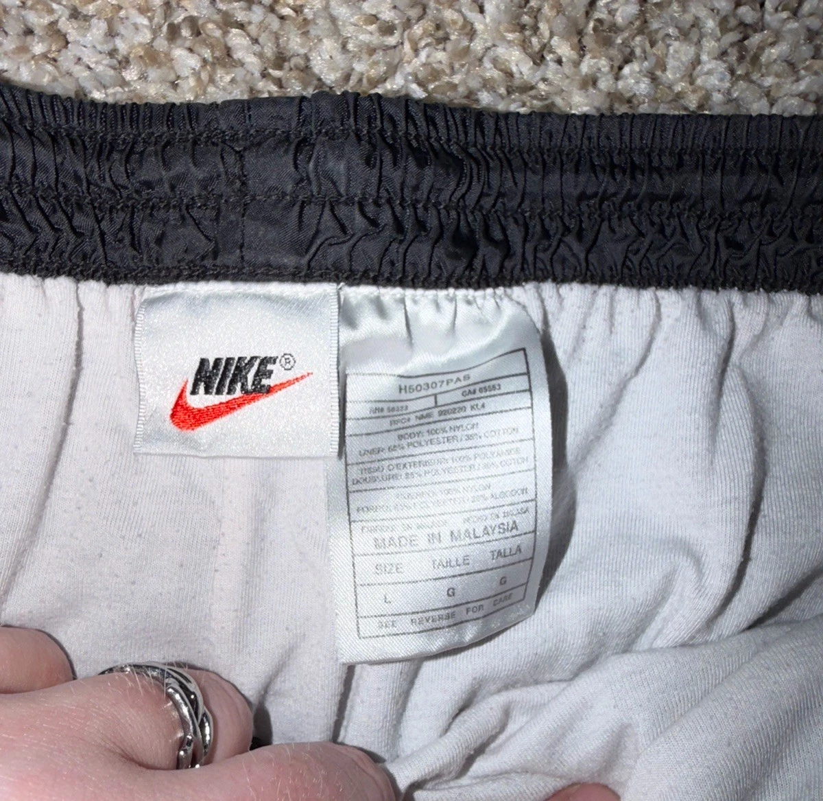 Vintage 90s Nike White Tag Nylon Track Pants Black Windbreaker L Baggy Zip RARE
Opens in a new windo