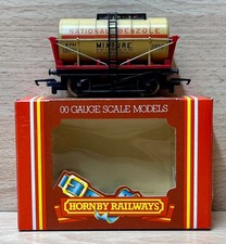 Hornby 'OO' Gauge R221 British Rail "National Benzole" Tank Wagon Boxed.