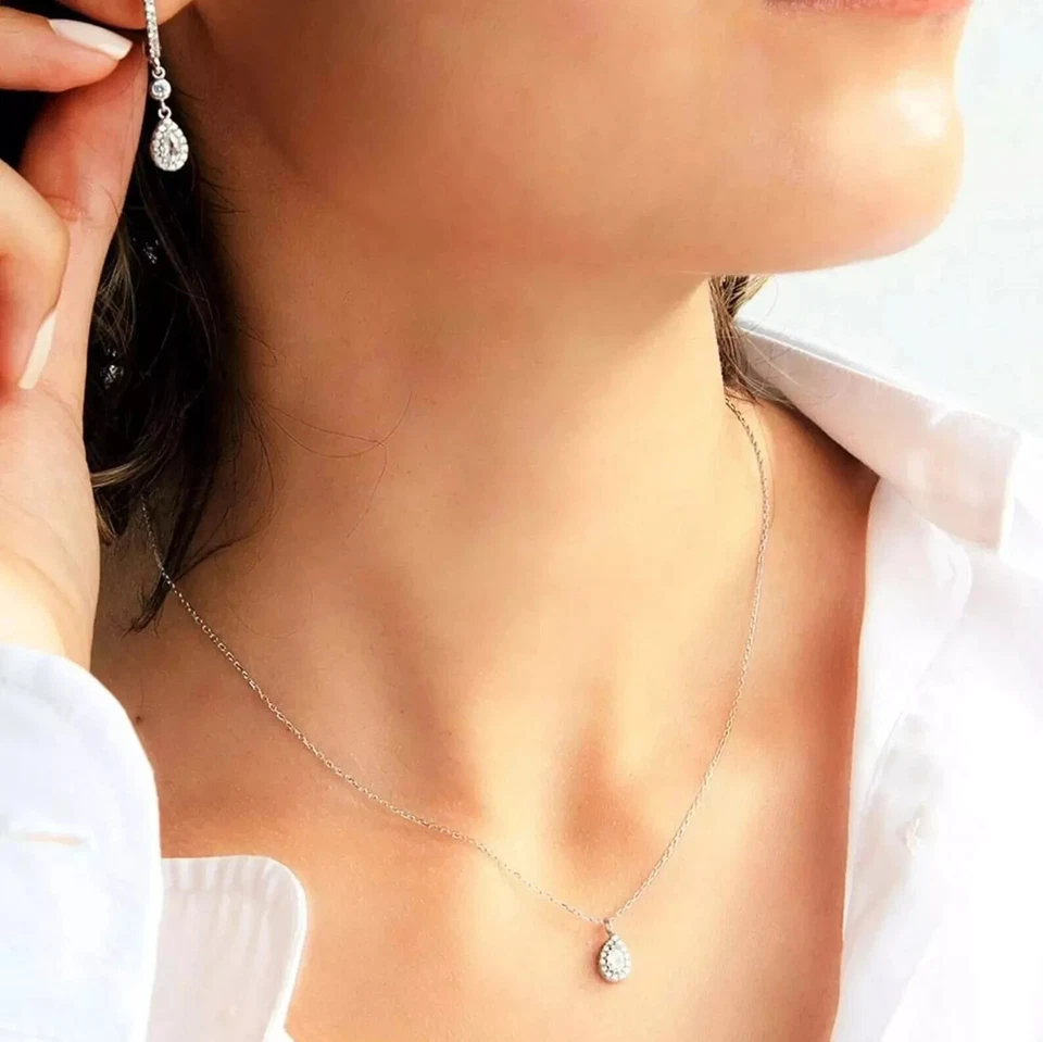 Juego de pendientes pulsera collar enchapado en oro blanco de 14K pera diamante creado en laboratorio Foto 3 de 4