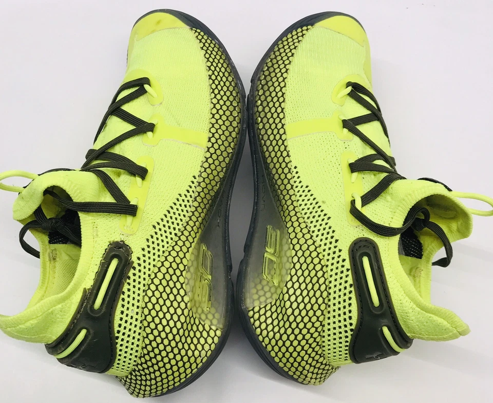 Under Armour Curry 6 Youth Size 6Y Shoes Coy Fish Neon 3020415-302 Volt Black - Image 2 of 4