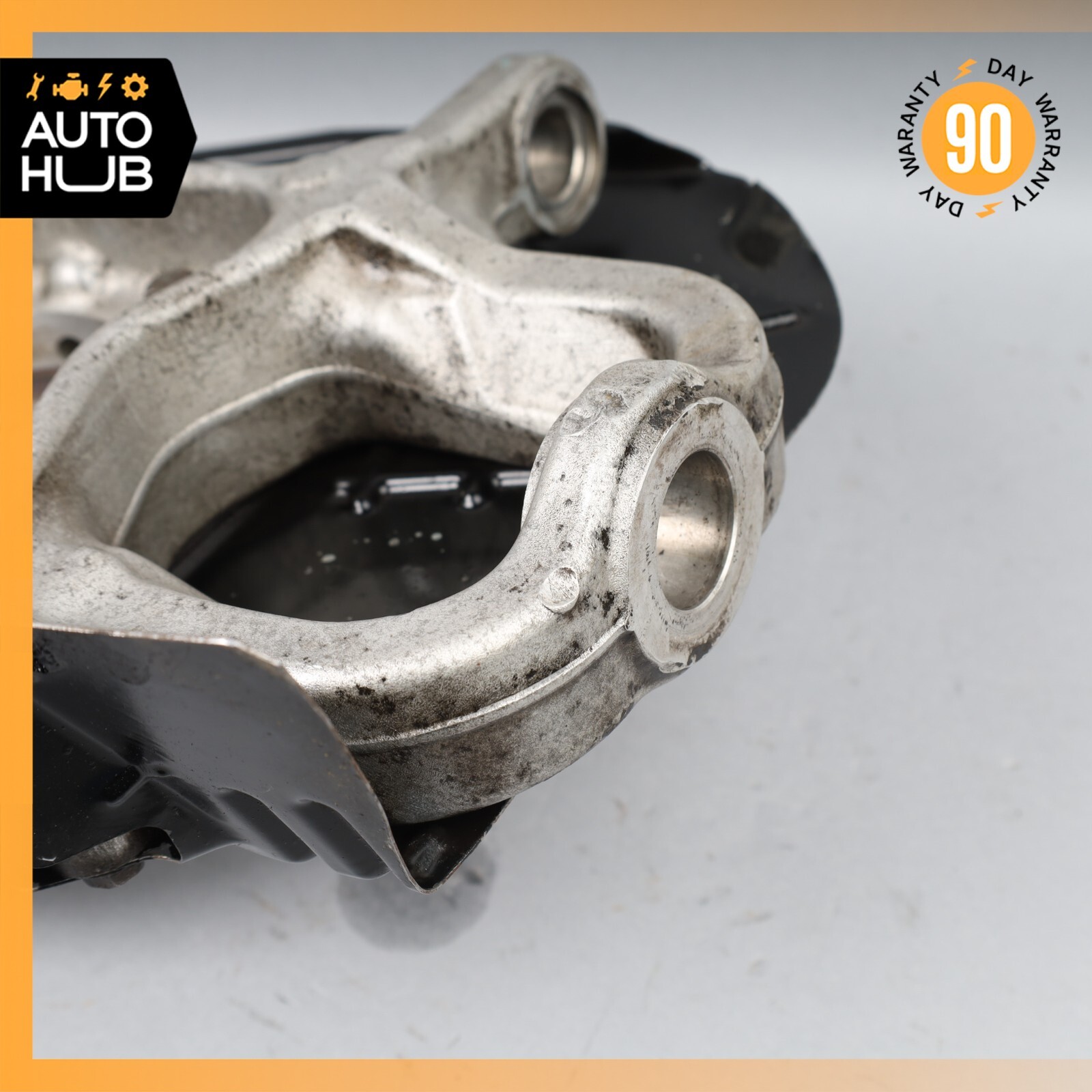 14-16 Maserati Ghibli M157 Quattroporte M156 Front Right Knuckle Spindle OEM