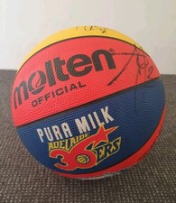   NBL VINTAGE ADELAIDE 36ERS TEAM SIGNED BASKETBALL DAVIS MAHER PEARCE GREEN 