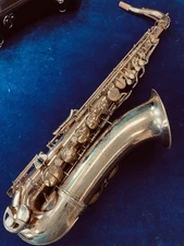 VINTAGE CONN TENOR Saxophone - Nr. 179371 - Repadded PERFECT - Ships FREE