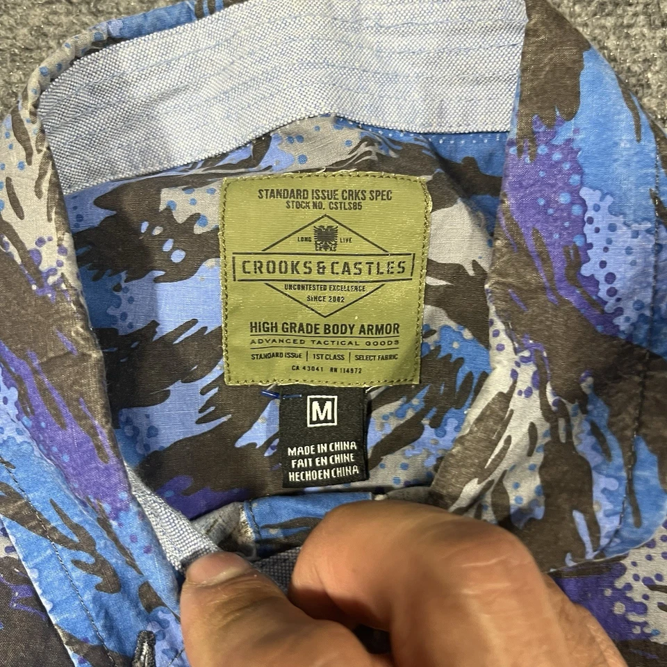 Crooks and Castles Shirt Mens Medium Tiger Stripe Camo Abstract Canvas Button - Image 3 of 4