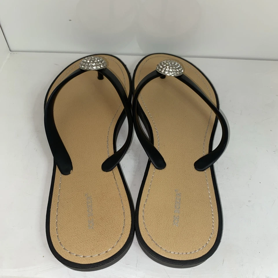 Women’s Joe Boxer Flip Flop Sandals Black-white Rhinestone Wedge Thong Sz 8   - Image 3 of 4