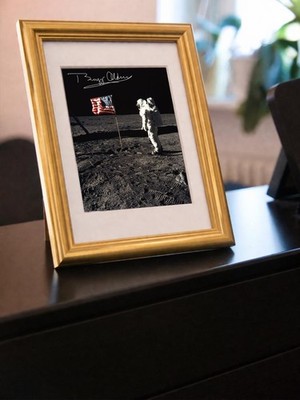 Repro-Autogramm - Apollo 11 - Buzz Aldrin - Moonwalk - Gerahmt