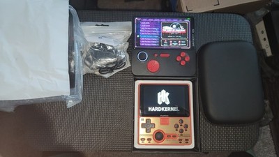 POWKIDDY RGB20 (64GB GAME CARD) FREE CASE, FREE GAMEMT E5 (GXRG)SHIPS FROM TEXAS