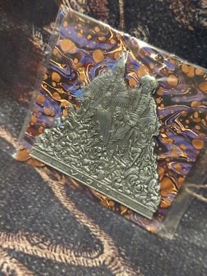 Harry Potter große Metall Might Pin Wizards vs Muggles Zauberer Koffer