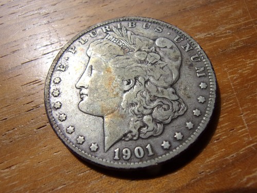 1901-O MOGAN DOLLAR 90 % SILVER INVESTMENT COIN NICE COND