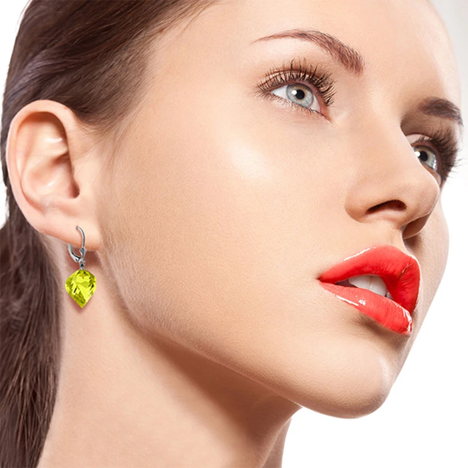 Pendientes de cuarzo briolette retorcido de oro blanco macizo de 14 quilates de 21,5 quilates Foto 2 de 4