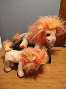 Bushy Ty Retired Beanie Baby Lion with Teenie Beanie