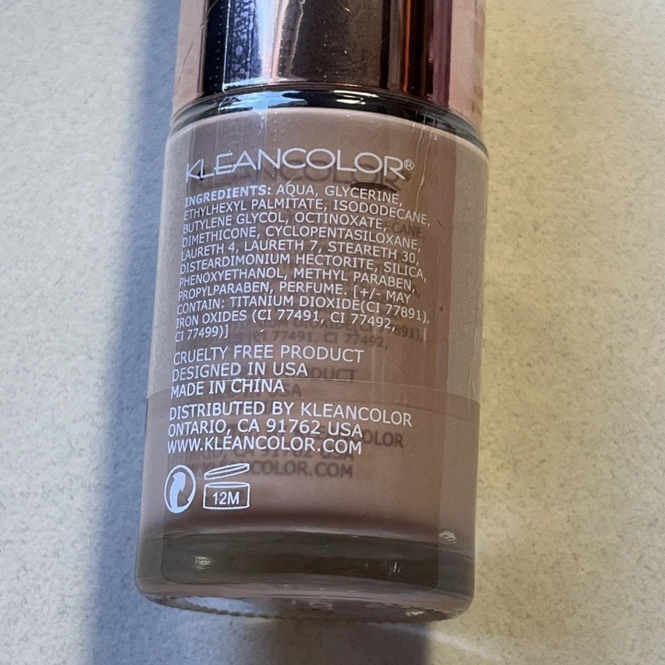 KleanColor Flawless Liquid Foundation #01 Vanilla (1.01 fl oz) - Image 4 of 4