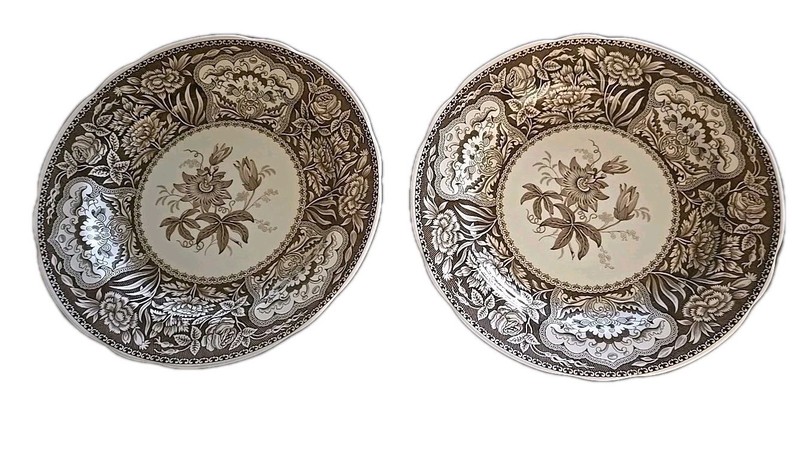 (2) SPODE Dinner Plates 10.50" "Floral" Archive Collection Scalloped Edge. NEW!