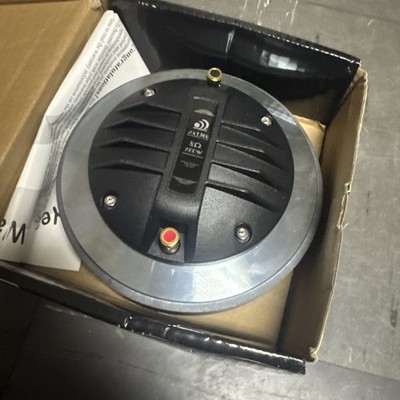 MASSIVE AUDIO PAT300 500 WATT 8 OHM COMPETITION DRIVER HAY 4 en stop 