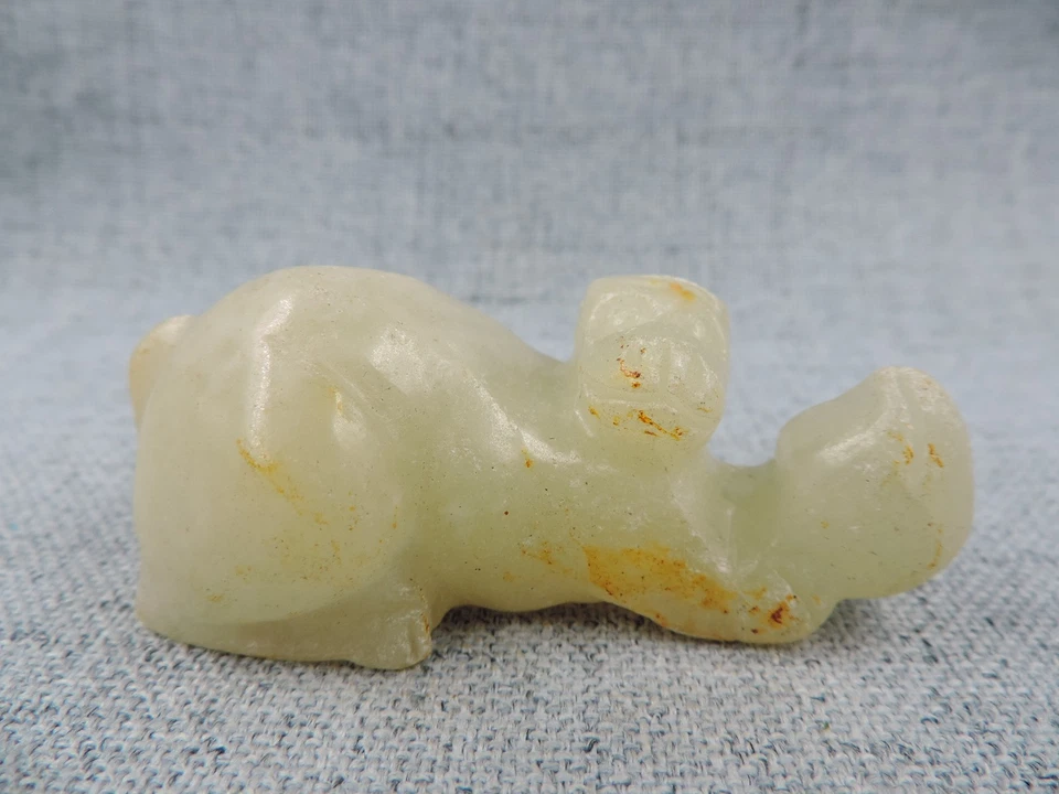 Antique Chinese Hetian Jade Pendant Hand-Carved Lucky Monkey Statue - Image 3 of 4