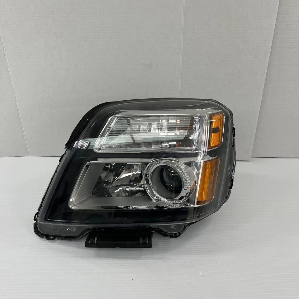 Б/У 2013 2014 2015 GMC TERRAIN ЛЕВАЯ СТОРОНА ГАЛОГЕННЫЕ ФАРЫ 23319181 OEM - Изображение 3 из 4