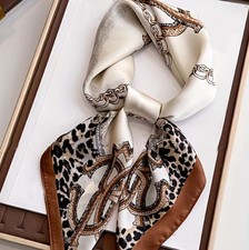 Damen seidiger Schal, Halstuch, Stola 70x70 cm -  Luxus Design Creme Braun