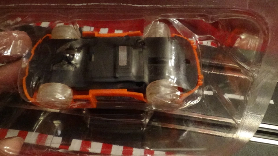 Hidráulica Araña Naranja Spin Drive escala 1:43 NOS, ruedas iluminadas (LISTO PARA CARRERAS) Foto 4 de 4