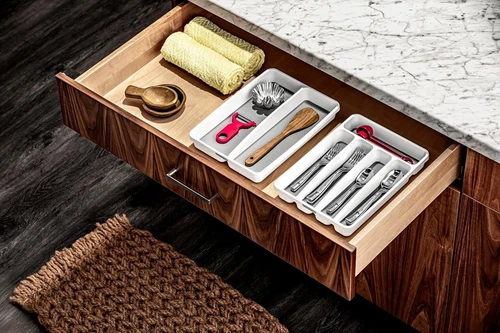 Mini Bandeja de Utensilios Clásica Antimicrobiana Premium Madesmart, Mini, PremiumWhite  Foto 2 de 4