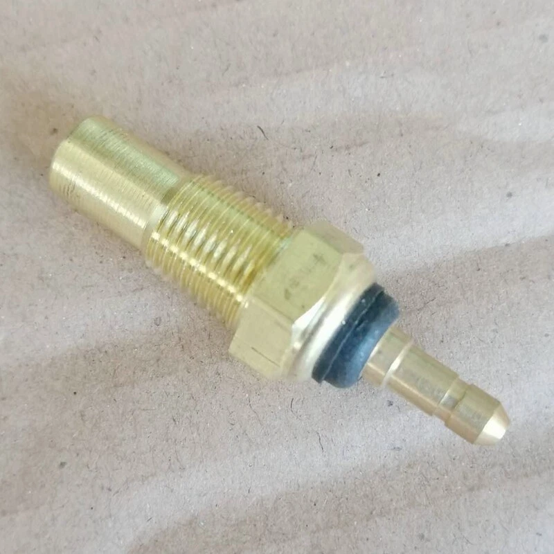 Sensor de temperatura de refrigerante de agua para Kawasaki GPX500R GPX600R GPX750R GPZ1100 Foto 2 de 3