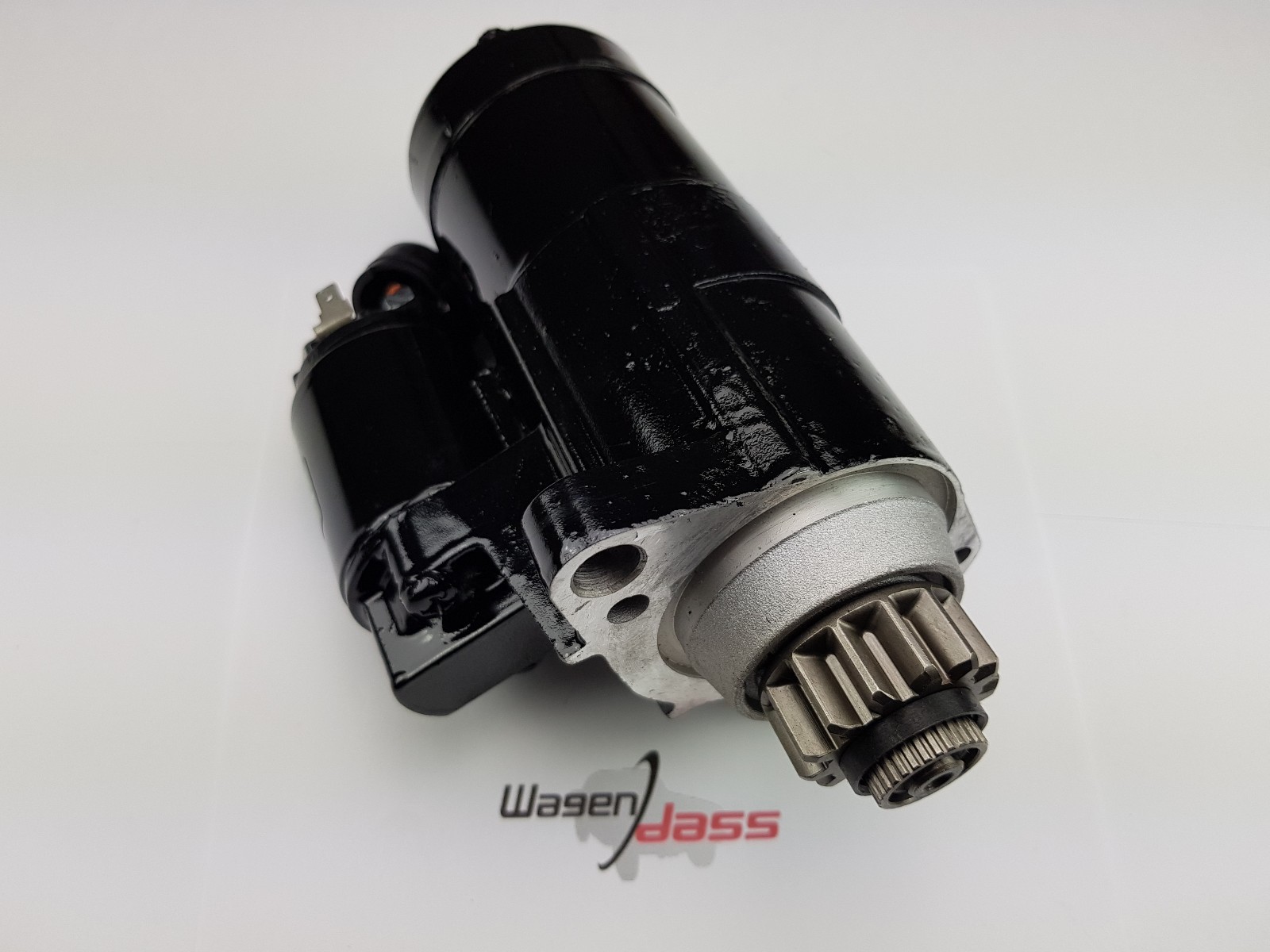 Démarreur M000T65081 haute performance 12V pour un lancement fluide et rapide