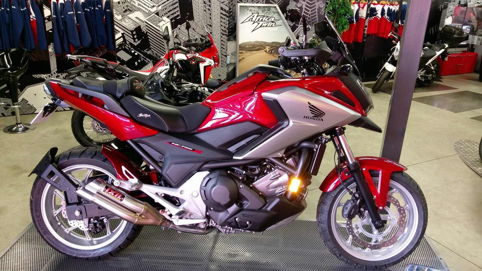 Bavette arrière HONDA NC 700 protège votre amortisseur des projections