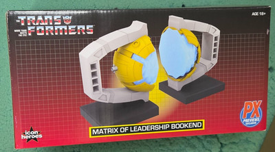 Transformers Matrix of Leadership Bookends Limited Run Numbered ## Out Of 2000!!