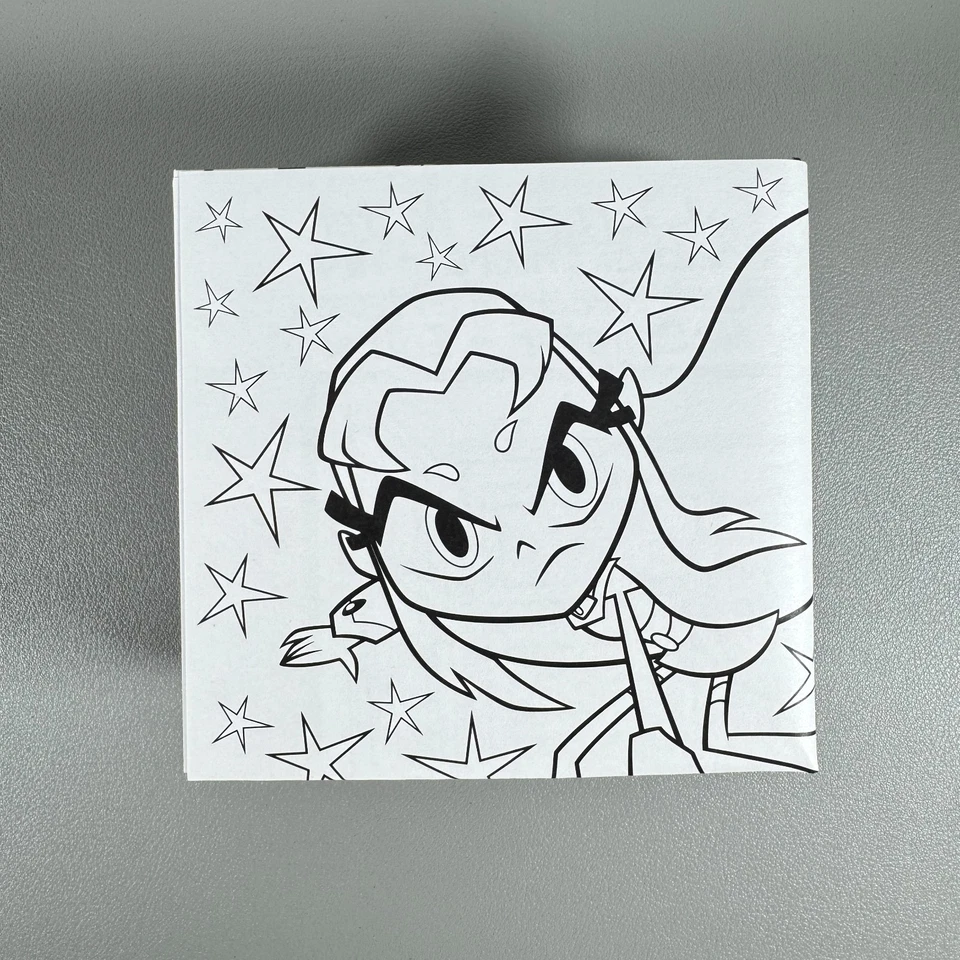 McDonald's Happy Meal Toy 2021 - Robin #2 | DC Teen Titans Go! Póster y pegatinas Foto 2 de 4