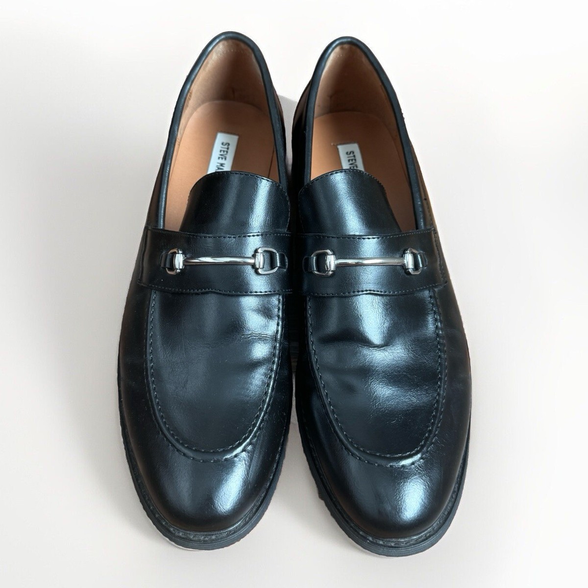 Steve Madden Men display picture 2