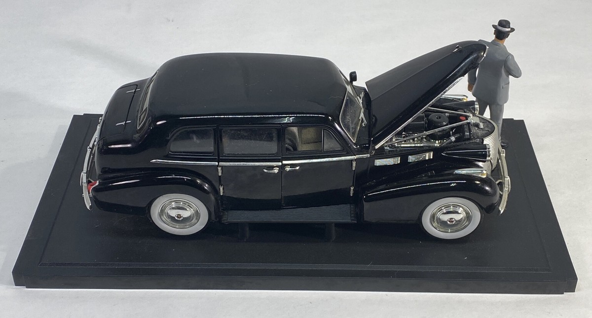 1/18 JADA GOD FATHER フィギュア付き キャディラック The Godfather 1940 Cadillac Fleetwood Series 75 Car Jada