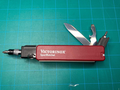 VICTORINOX SPORT RATCHET Excellent Condition with Case
