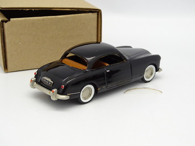 DA157 IXO Altaya 1/43 Ford Comete coupe 1951 noir Chères voitures Antan