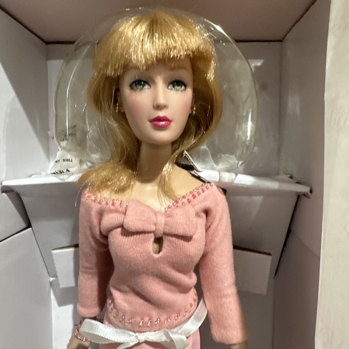 Madame Alexandar 16インチドール　ミッドナイトマジック イブ Madame Alexandar 16インチドール ミッドナイトマジック イブ