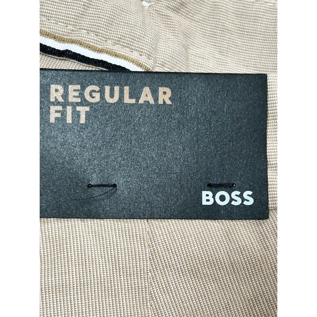 Hugo Boss Kane Men's Beige Chino Shorts Size 34 Pleated Front NEW thumbnail 5