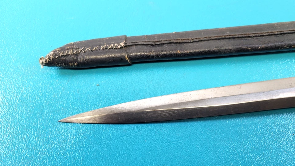 Faca adaga militar antiga caveira ossos cruzados + bainha TR506 - Imagem 3 de 4